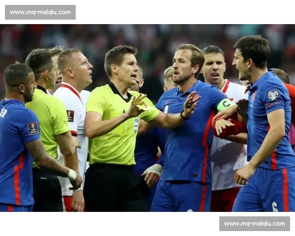 索斯盖特自荐波兰遭拒?年薪过高成拦路虎