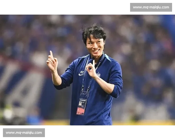 邓卓翔抵深备战：训练安排紧凑，状态饱满迎接关键战